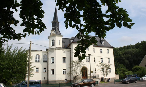 EJO-Borna-Wohngruppen Schloss Borna