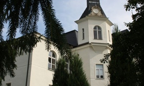 EJO-Borna-Wohngruppen Schloss Borna